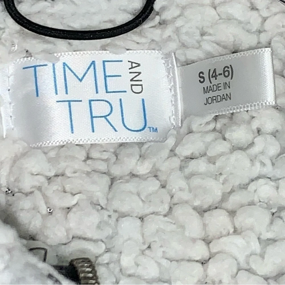 Time and Tru Pullover Size S (4-6) Black Gray White 1/4 Zip Sherpa Jacket